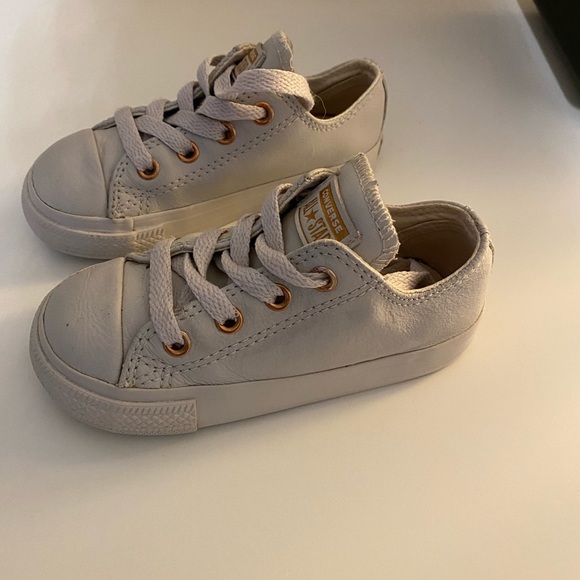 Converse toddlers sneakers size 7 - Picture 5 of 5
